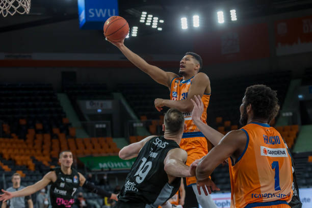 仅仅依靠得 仅仅依靠得