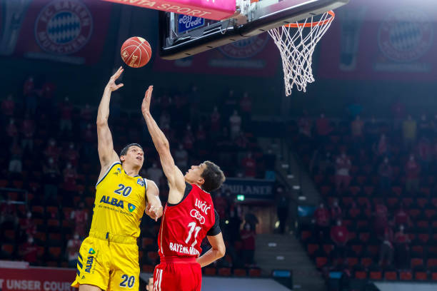 队合作取得 队合作取得